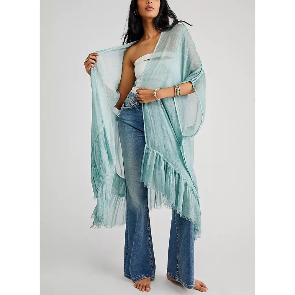 🆕 FREE PEOPLE Whisper Washed Ruffle Kimono / Chambray